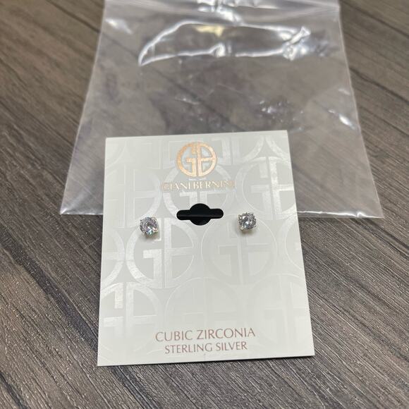 NWT Giani Bernini Cubic Zirconia Sterling Silver Stud Earrings - Picture 1 of 2
